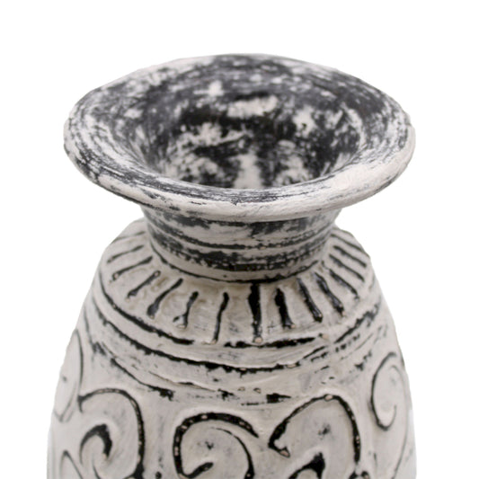 Ceramic Vases from Lombok – Timeless Elegance