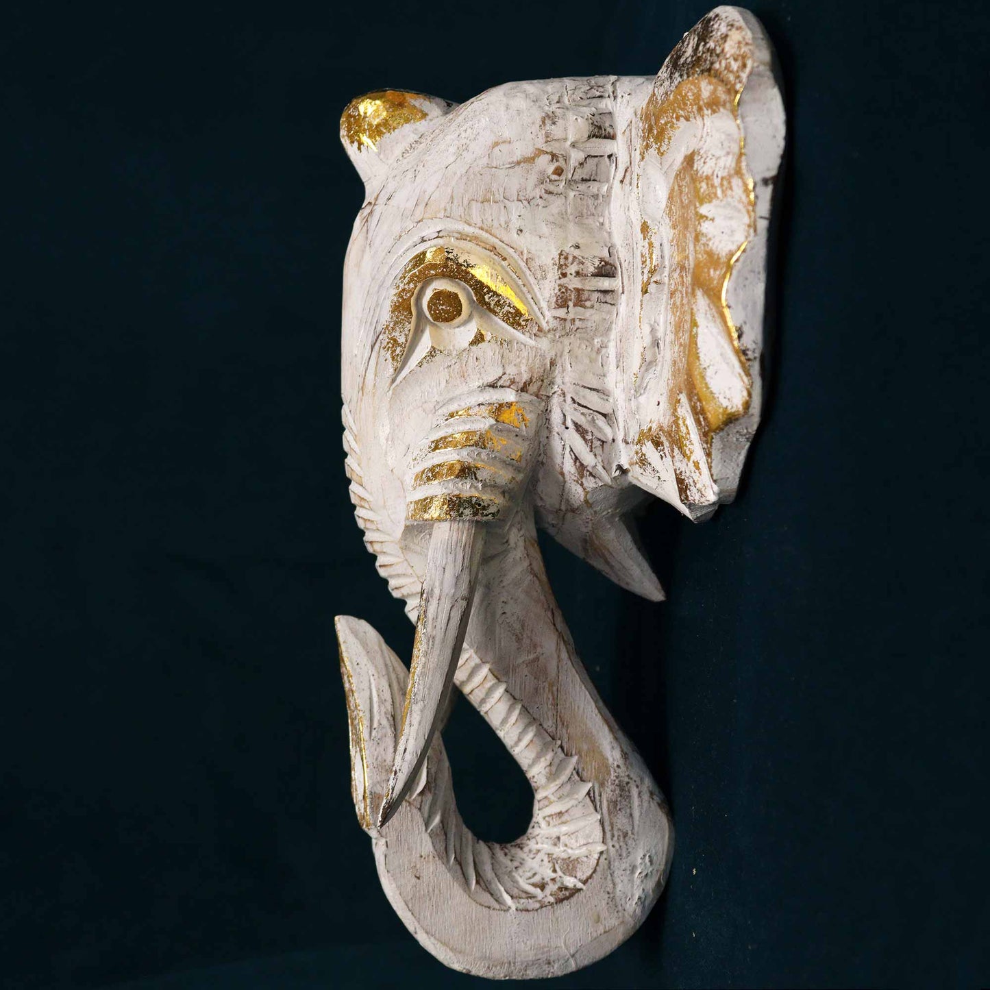 Wooden Carved Decorative Figures – Timeless Artistry & Symbolism