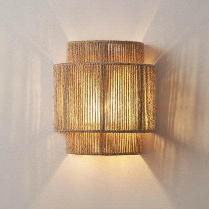 Retro Rattan Weaving Wall Lamp – Handcrafted Elegance for Cozy Spaces