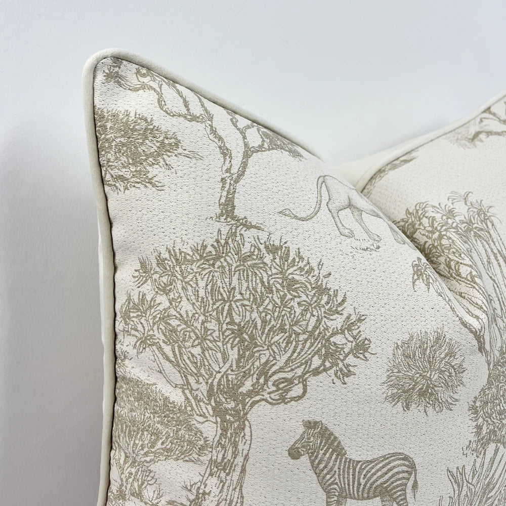 Fashion Print Animal Cushion Cover – Soft Decorative Pillow Case in Beige