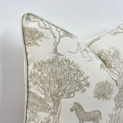 Fashion Print Animal Cushion Cover – Soft Decorative Pillow Case in Beige